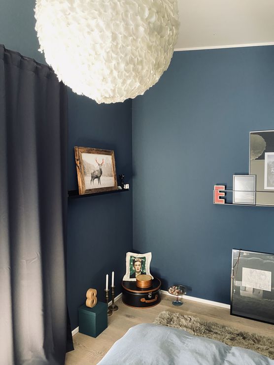 Wir lieben unser dunkelblaues Wir lieben unser dunkelblaues