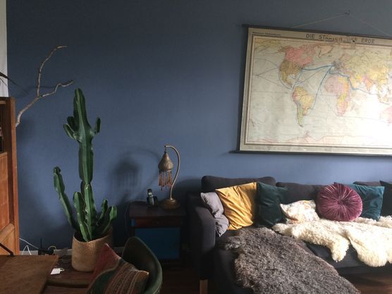 Neuer Anstrich in blau Neuer Anstrich in blau