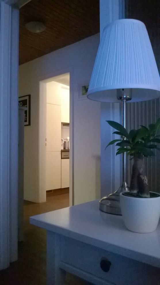 Durchblick: Vom Wohnzimmer über den Flur in die Küche Durchblick: Vom Wohnzimmer über den Flur in die Küche