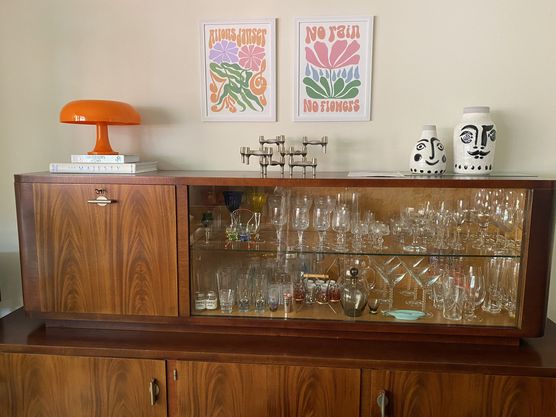 Das Wohnzimmer ist aufgefrischt: Das Wohnzimmer ist aufgefrischt: