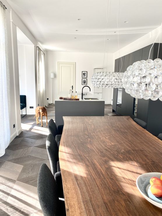 Wir haben unser Haus, Wir haben unser Haus,