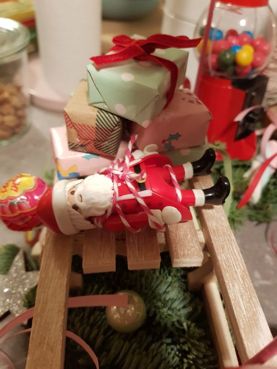 Weihnachten ist in Gefahr, Weihnachten ist in Gefahr,