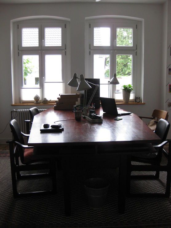 kleiner Schreibtisch :wink: kleiner Schreibtisch :wink: