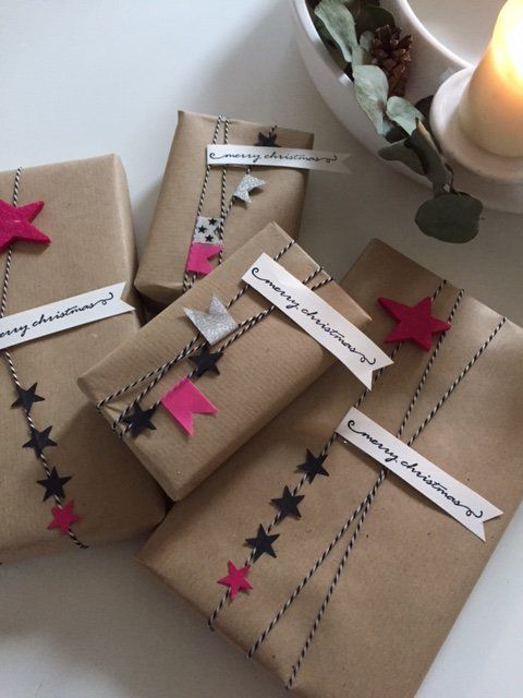 Geschenke einpacken macht mich.... GLÜCKLICH. Geschenke einpacken macht mich.... GLÜCKLICH.