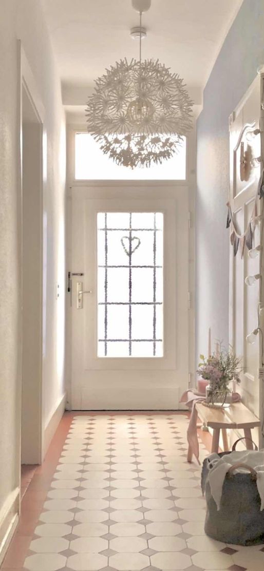 Bild von Fräulein Lotta Bild von Fräulein Lotta