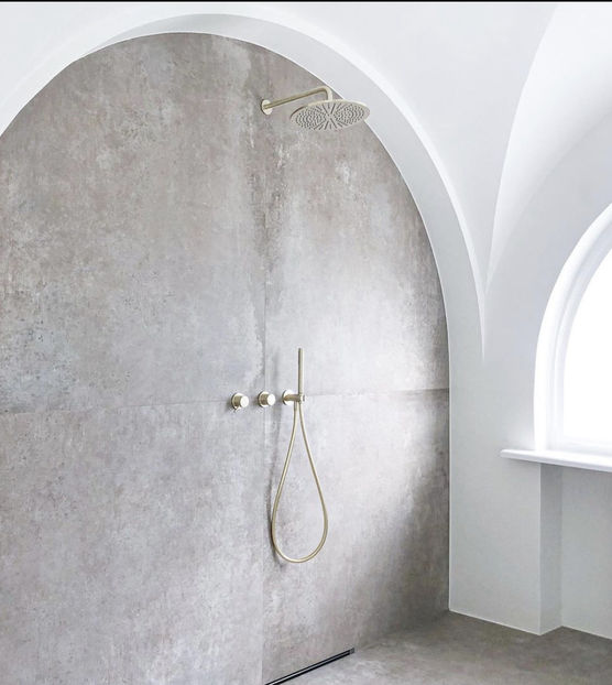 Unsere offene Rundbogendusche.
Fußbodenheizung Unsere offene Rundbogendusche.
Fußbodenheizung