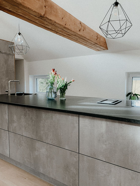 Nachdem es bei uns Nachdem es bei uns