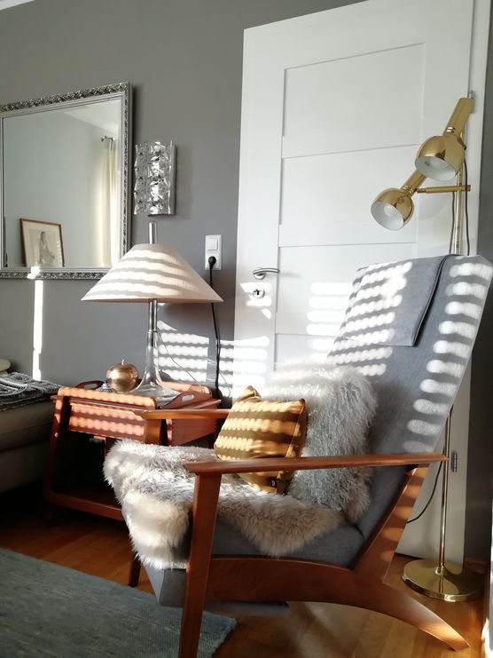 Lichtpunkte.
Nachdem es den ganzen Lichtpunkte.
Nachdem es den ganzen