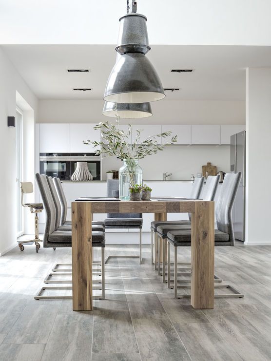 Esszimmer im Frühling Esszimmer im Frühling