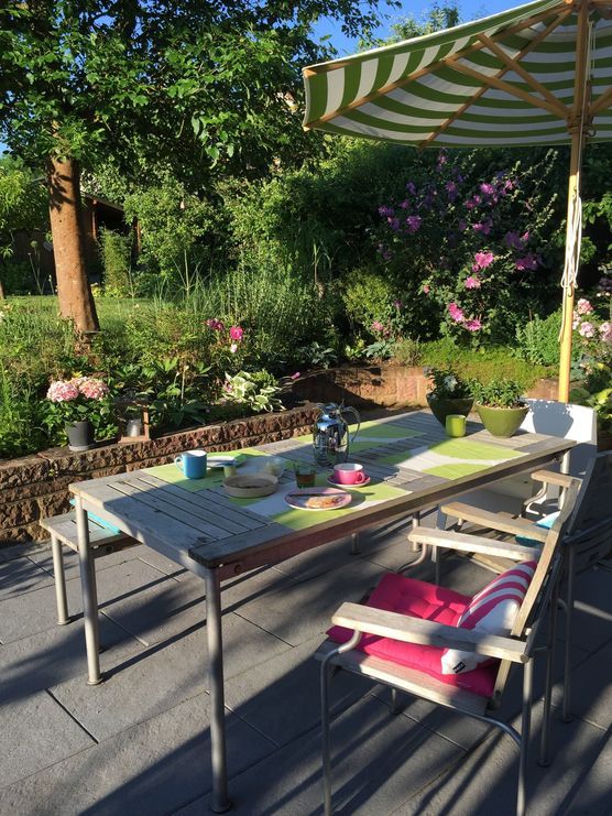 Mein linker, linker Platz ist frei.... Mein linker, linker Platz ist frei....