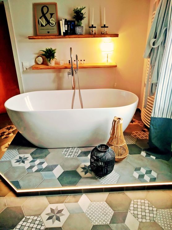 in unserem uralten Traumhaus in unserem uralten Traumhaus