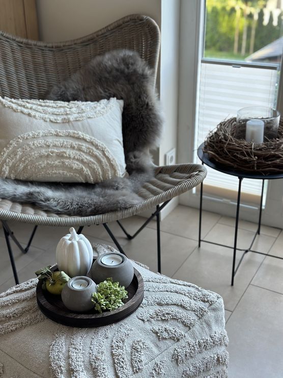 Der alte Sessel ist Der alte Sessel ist