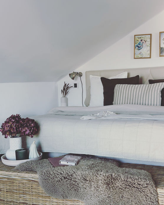 Ein gemütliches Schlafzimmer in Ein gemütliches Schlafzimmer in