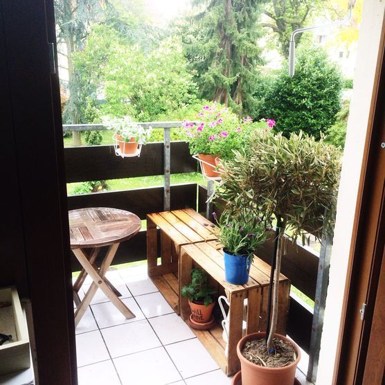 Frühlingseinblick auf dem Stadt-Balkon Frühlingseinblick auf dem Stadt-Balkon