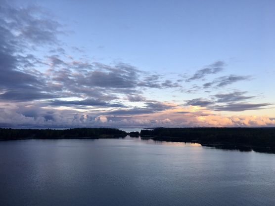Sonnenaufgang über den Åland-Inseln Sonnenaufgang über den Åland-Inseln