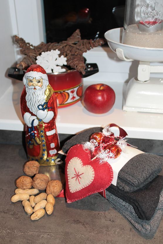 Nikolaus-Gaben Nikolaus-Gaben