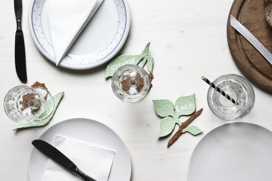 DIY florale beschriftbare Korkuntersetzer DIY florale beschriftbare Korkuntersetzer