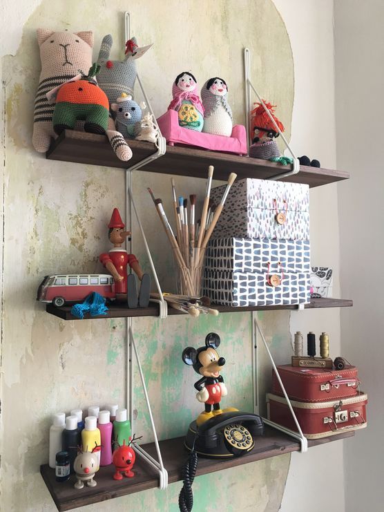 farbtrend greenery blitzt unter der raufasertapete hervor! farbtrend greenery blitzt unter der raufasertapete hervor!