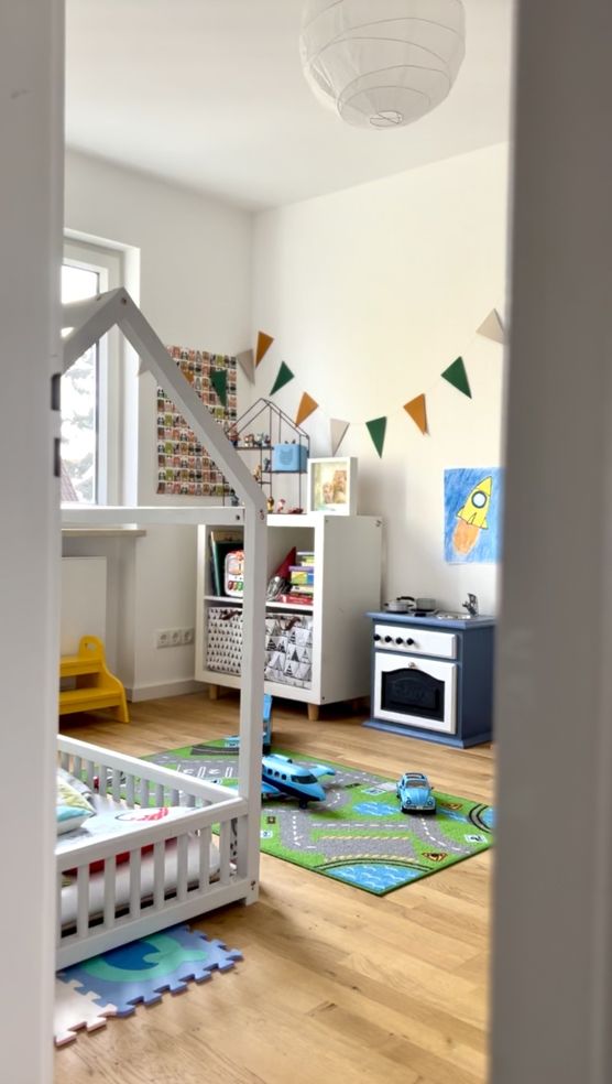 Das Kinderzimmer haben wir Das Kinderzimmer haben wir