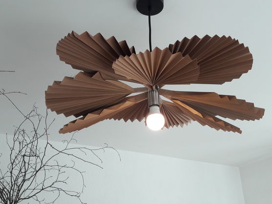 Lampe aus Papier
ich Lampe aus Papier
ich