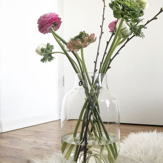 ...L I E B E ...L I E B E