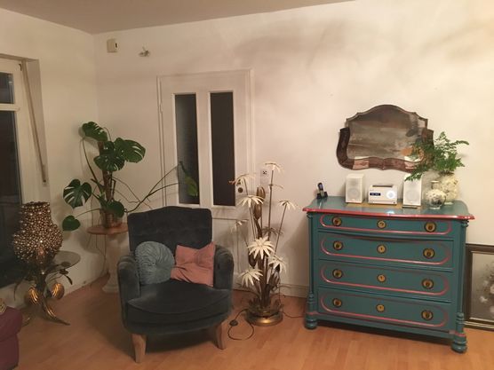 Da fehlt ein TV-Gerät ;-) Da fehlt ein TV-Gerät ;-)