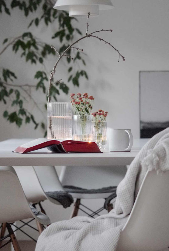 Die alte Sütterlin Bibel Die alte Sütterlin Bibel