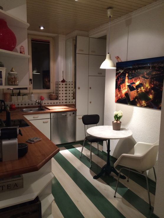 Ein Lieblingsplatz für Streifenhörnchen;-) Ein Lieblingsplatz für Streifenhörnchen;-)