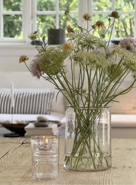 Eine blumige Grüsse und Eine blumige Grüsse und