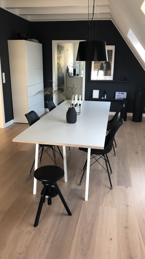 Mein neuer Esstisch ist Mein neuer Esstisch ist