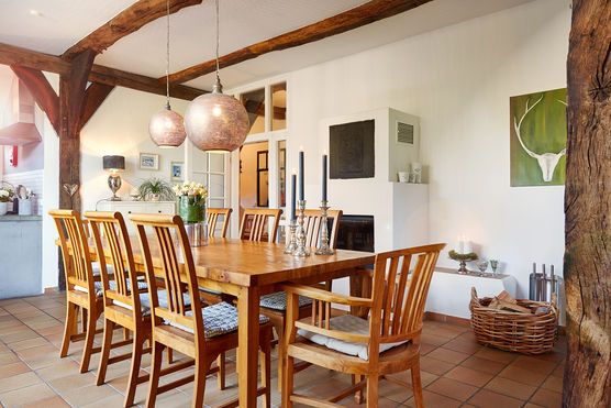 Essbereich - Deutsche Eiche trifft balinesisches Teak Essbereich - Deutsche Eiche trifft balinesisches Teak