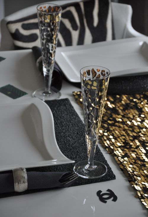 Zebra Print- Fellkissen und Glamour Zebra Print- Fellkissen und Glamour