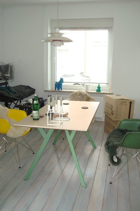 Wir sind umgezogen. Von Wir sind umgezogen. Von