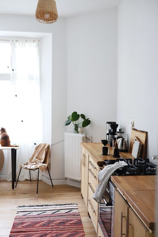 Still in Progress: Auch Still in Progress: Auch