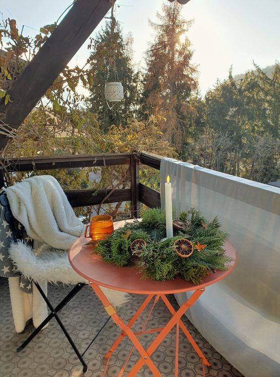 Unser Balkon ist ueberdacht Unser Balkon ist ueberdacht