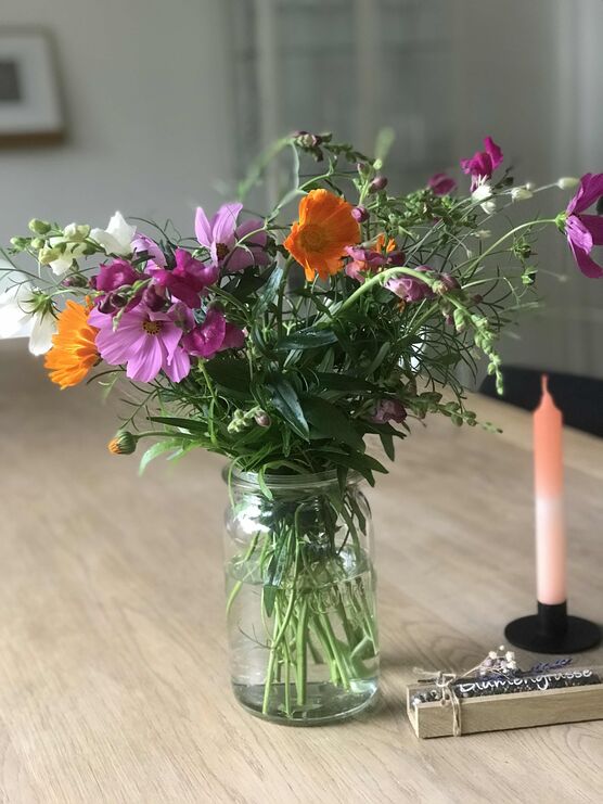 Bild von jüttine Bild von jüttine