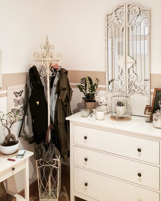 Spieglein, Spieglein Spieglein, Spieglein