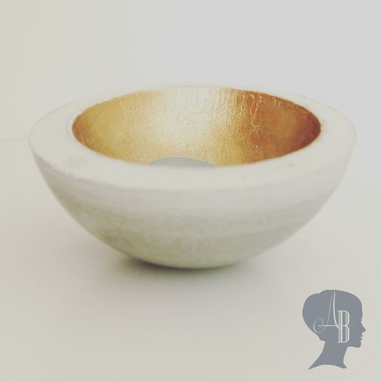 DIY: Schöne Betonschalen selbst herstellen DIY: Schöne Betonschalen selbst herstellen