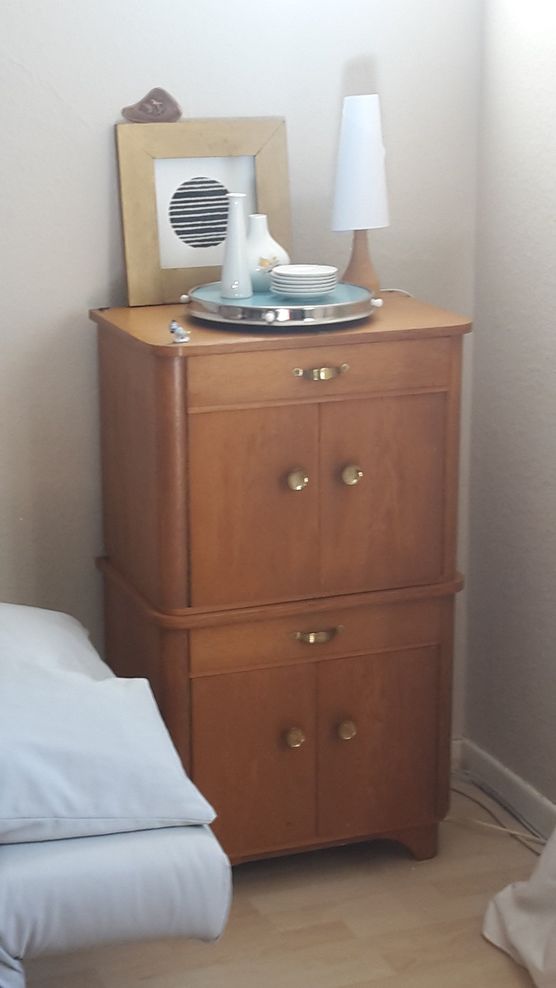 ... und rechts vom Sofa ... und rechts vom Sofa