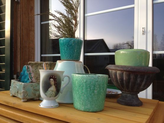 Hinter dem Haus an der Sonne... Hinter dem Haus an der Sonne...