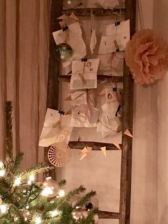 Ein schlichter Adventskalender....hoch genug Ein schlichter Adventskalender....hoch genug