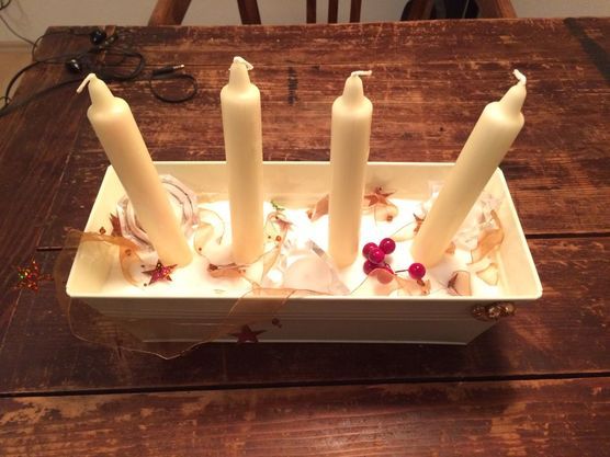 Studentenkranz: 0,70 Cent ... Aber kein Kerzchen brennt! Studentenkranz: 0,70 Cent ... Aber kein Kerzchen brennt!