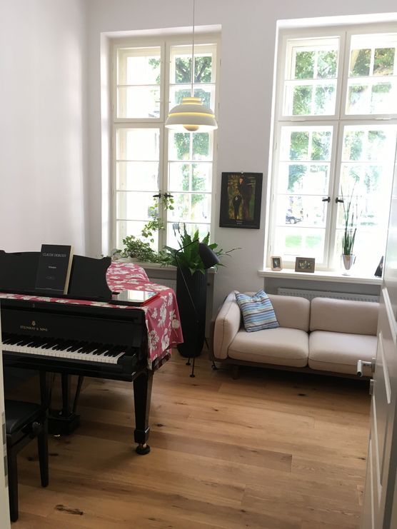 Flügelzimmer Flügelzimmer