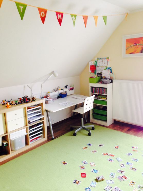 Fotofrage: Kreative Ecke meines Sohnes Fotofrage: Kreative Ecke meines Sohnes