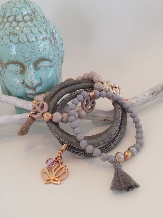 Meine handgefertigten Armbänder. Meine handgefertigten Armbänder.