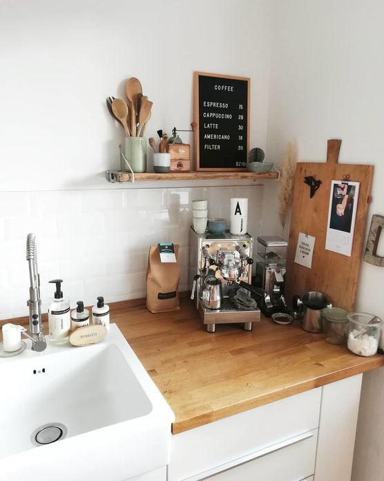 Zu unserem kleinen Küchenregal Zu unserem kleinen Küchenregal