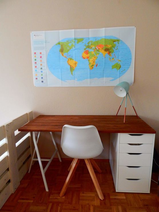 Super easy DIY Schreibtisch Super easy DIY Schreibtisch