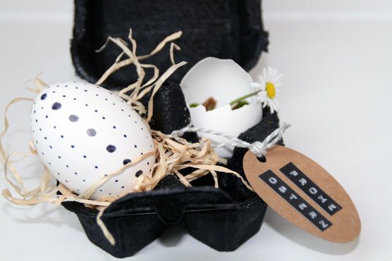 Schwarz-weiße Osternester Schwarz-weiße Osternester