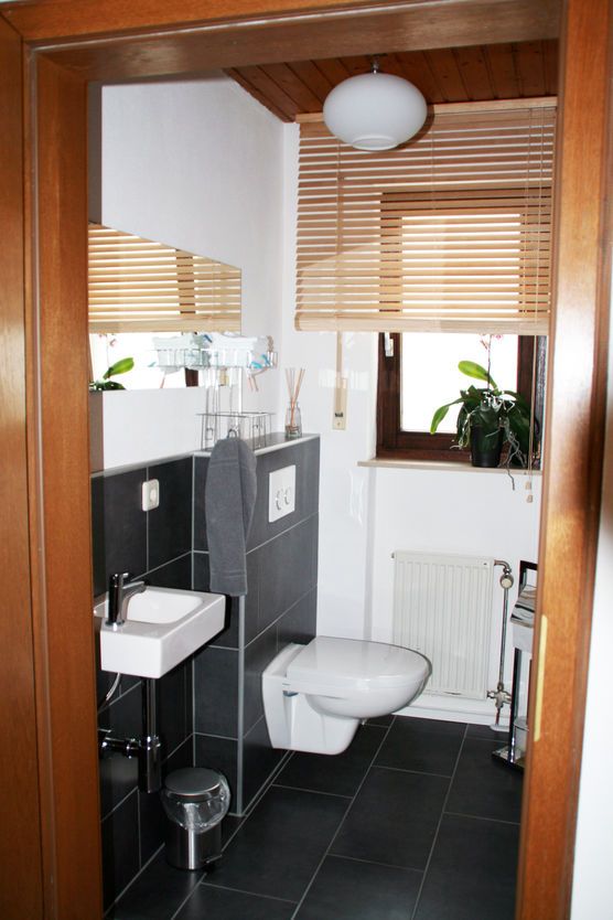 In Bad und WC ist JETZT alles okay ... In Bad und WC ist JETZT alles okay ...