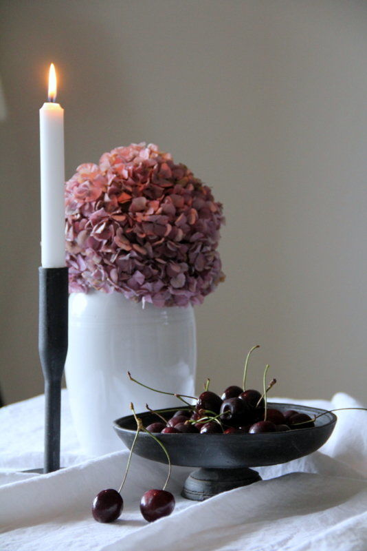 KIRSCHEN- UND HORTENSIENZEIT..........
das ist KIRSCHEN- UND HORTENSIENZEIT..........
das ist